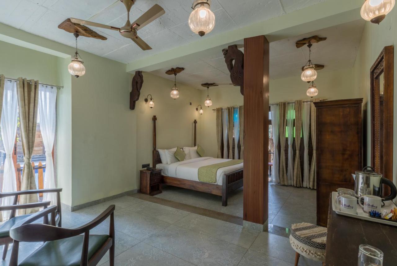 Hotel Sterling Padam Pench Khawāsa Esterno foto