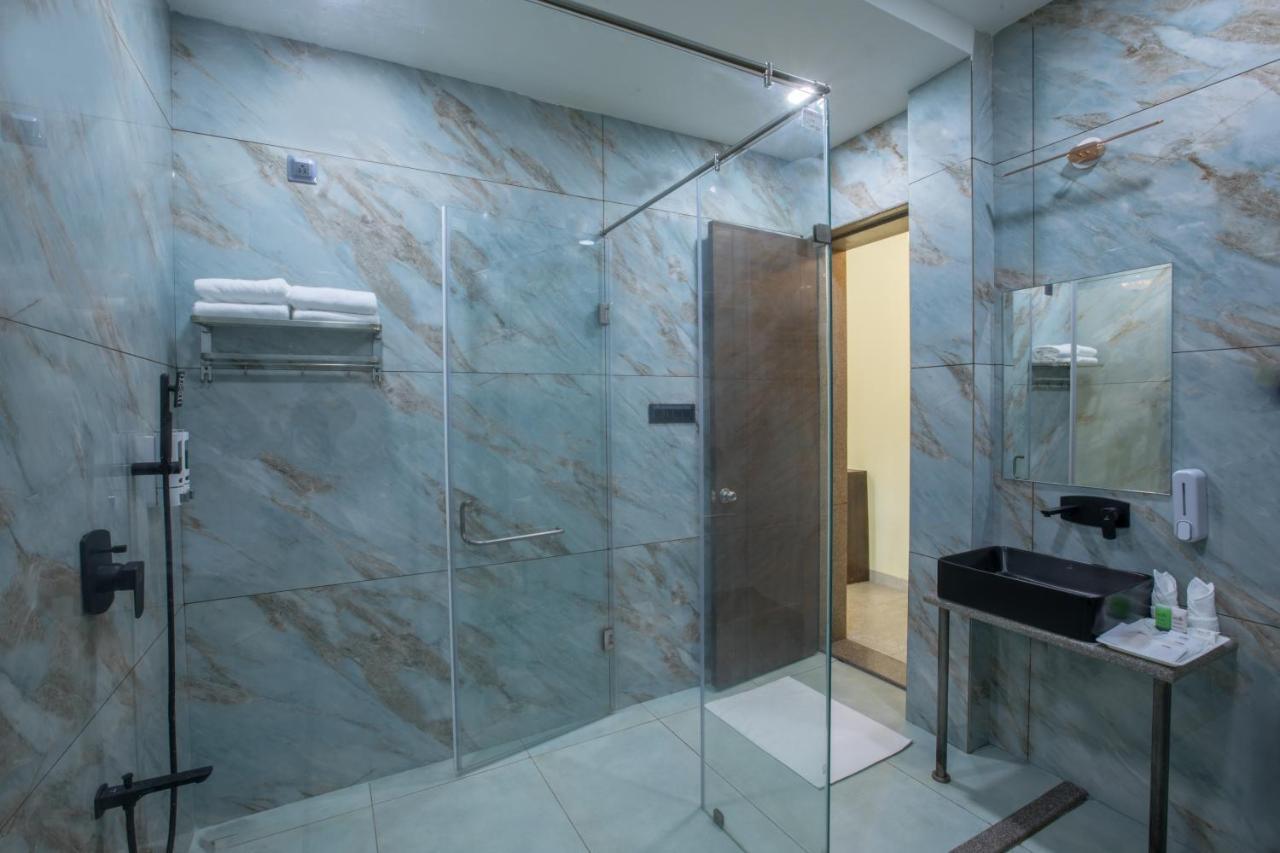 Hotel Sterling Padam Pench Khawāsa Esterno foto