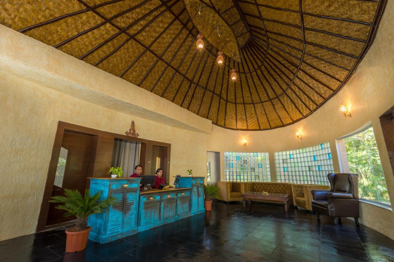 Hotel Sterling Padam Pench Khawāsa Esterno foto