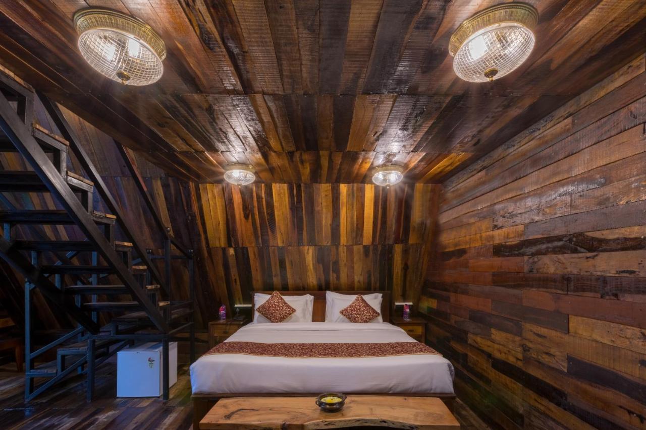 Hotel Sterling Padam Pench Khawāsa Esterno foto